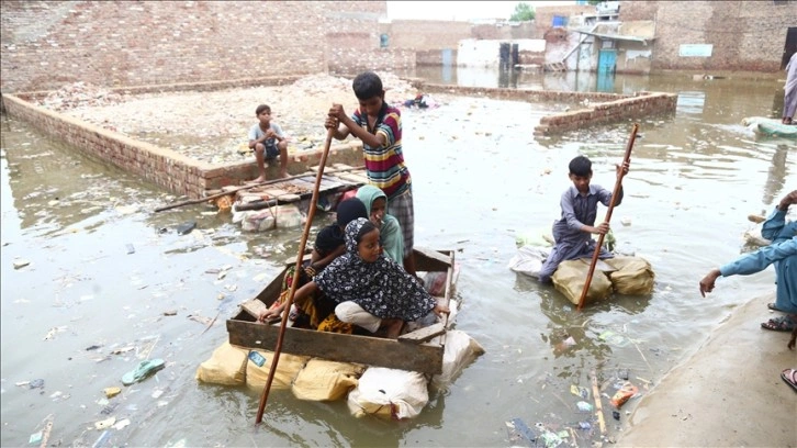 Pakistan'daki muson yağmurlarında 19 kişi öldü