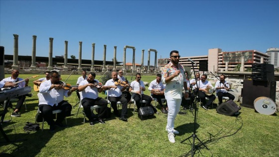 Pandemi döneminde &#039;Roman havası&#039; estirdiler