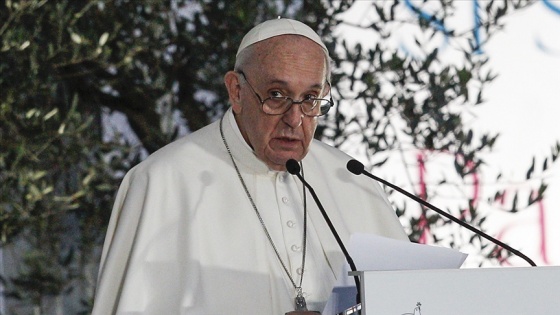 Papa Franciscus geleneksel Noel mesajında Kovid-19 aşısı için çağrı yaptı