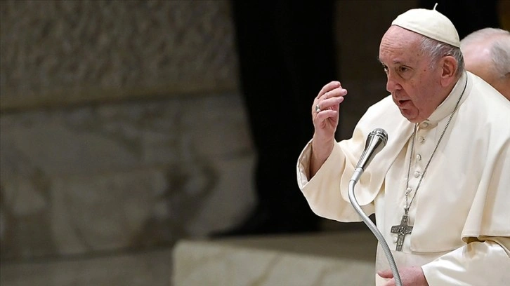 Papa Franciscus'tan Türkiye ve Suriye'deki depremzedeler için dayanışma çağrısı