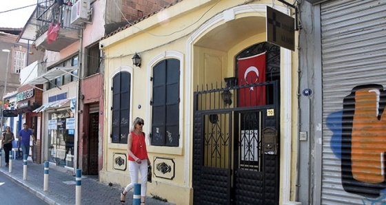 Papaz Brunson’ın görev yaptığı kilise satıldı