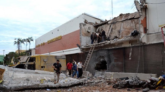 Paraguay'da 'zırhlı araç soygunu' soruşturmasında 10 gözaltı