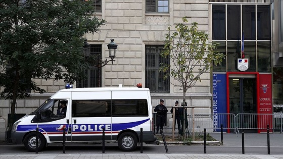 Paris Emniyet Müdürlüğünde bıçaklı saldırı: 2 ölü