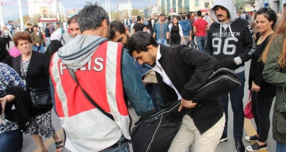 Patlamanın ardından İstiklal Caddesi’nde arama