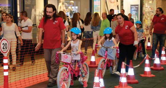 “Pedalları çevirin, çocukları sevindirin”