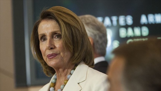 Pelosi, Barr'ı Kongreye yalan söylemekle suçladı