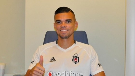 Pepe resmen Beşiktaş'ta