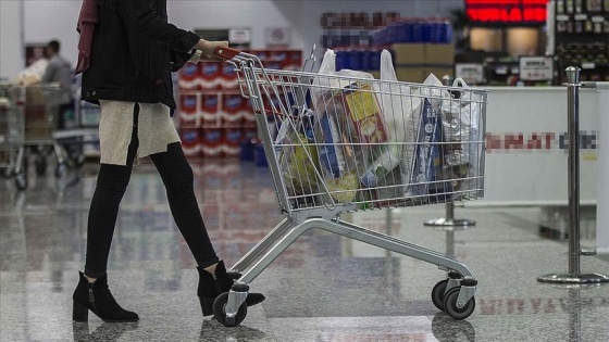 Perakendeciler alışverişlerin cuma akşamına kalmadan gerçekleştirilmesini öneriyor