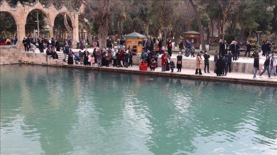 'Peygamberler şehri' Şanlıurfa'da turizm hareketliliği yaşanıyor