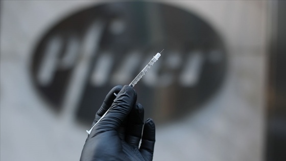 Pfizer, Hindistan'a yaptığı Kovid-19 aşısı için acil kullanım onayı başvurusunu geri çekti