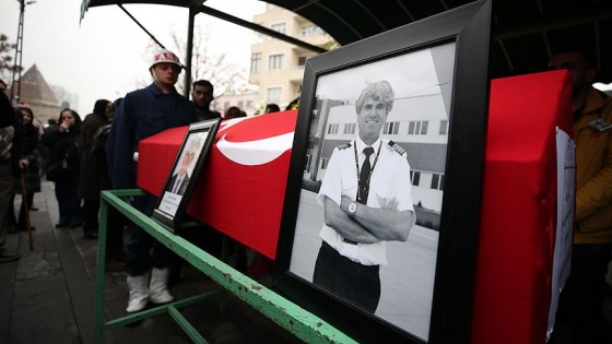 Pilot Yılmaz ile pilot adayı Altun son yolculuğuna uğurlandı