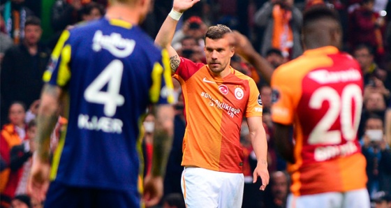 Podolski: 'İki, üç gömlek düşük bir takıma karşı yenilmek üzdü'