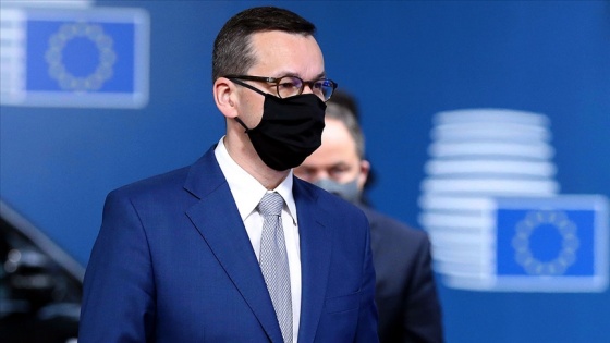 Polonya Başbakanı Morawiecki'den Kovid-19 aşısı tedariki konusunda AB'ye mektup