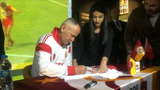 Prekazi Galatasaraylı taraftarlarla buluştu