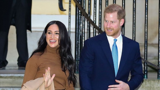 Prens Harry ve eşi Meghan unvanlarını anlaşmayla bırakacak