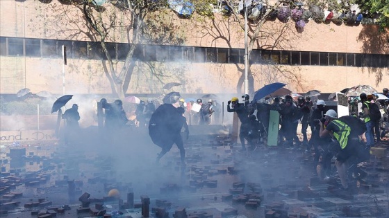 Protestolar Hong Kong'u toplumsal kaos noktasına sürükledi