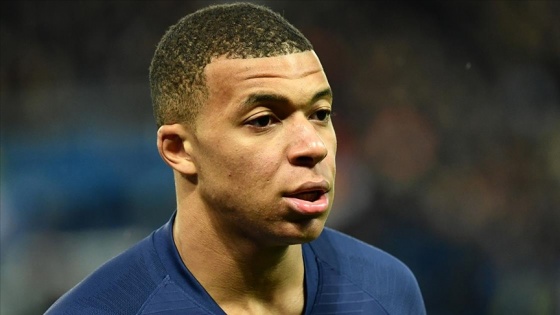 PSG Kylian Mbappe'nin transferi için Real Madrid'in 160 milyon avroluk teklifini reddetti