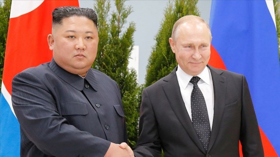 Putin ile Kuzey Kore lideri Kim bir araya geldi