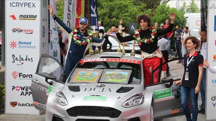 Ralli pilotu Kerem Kazaz, Letonya Rallisi'ni ikinci sırada tamamladı