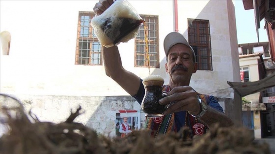 Ramazanın şifa dolu 'tatlı' serinliği: Meyan şerbeti