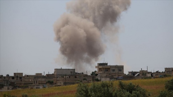 Rejim güçleri İdlib'de geniş çaplı saldırılarını sürdürüyor