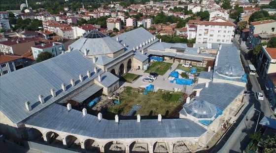 Restorasyonu tamamlanan Fatih'in eğitim gördüğü medrese açıldı