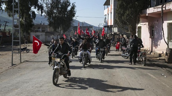 Reyhanlı'da yüzlerce araçlık destek konvoyu