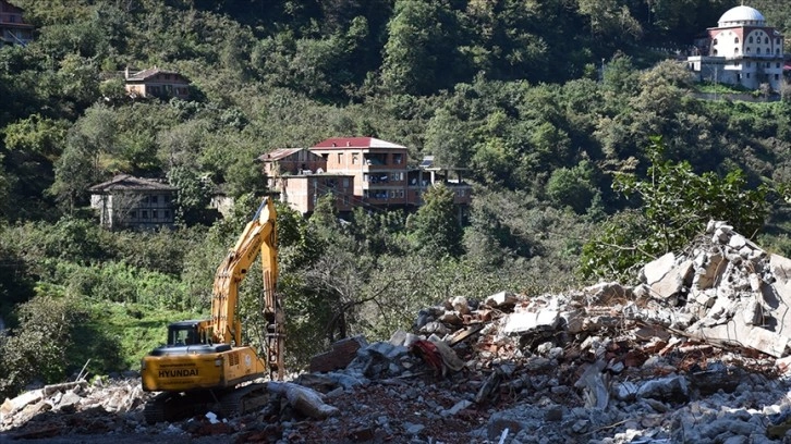 Riskli yapılardan tahliye edilenlere kira yardımı ve banka kredilerine faiz desteği