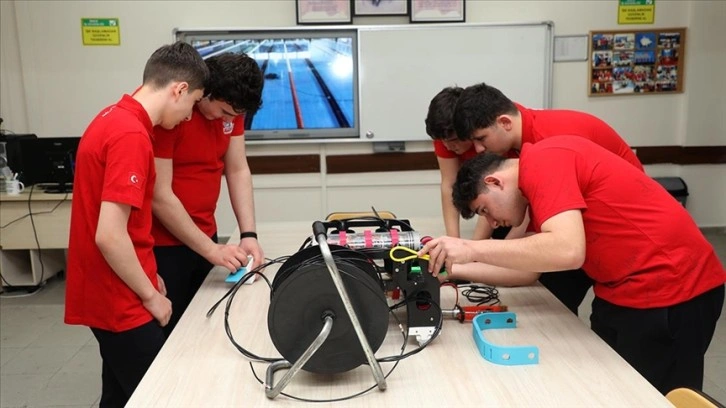 Rize'de meslek lisesi öğrencileri, su altı sistemleri araçlarıyla TEKNOFEST'te yarışacak