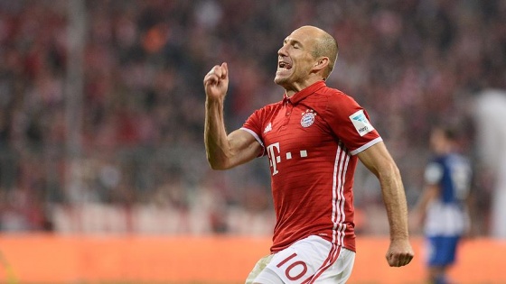 Robben bir yıl daha Bayern Münih'te