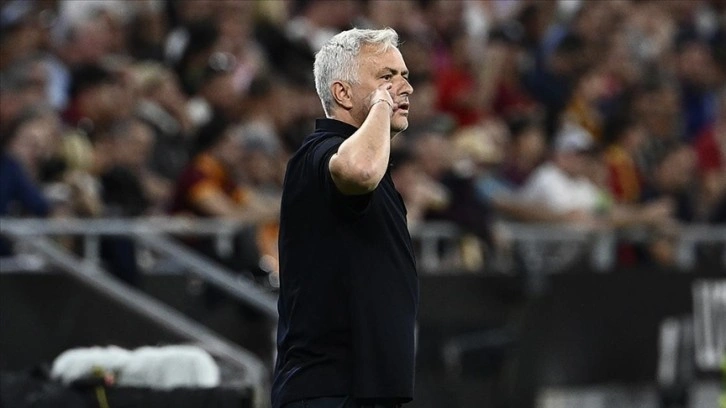 Roma'da Jose Mourinho dönemi sona erdi