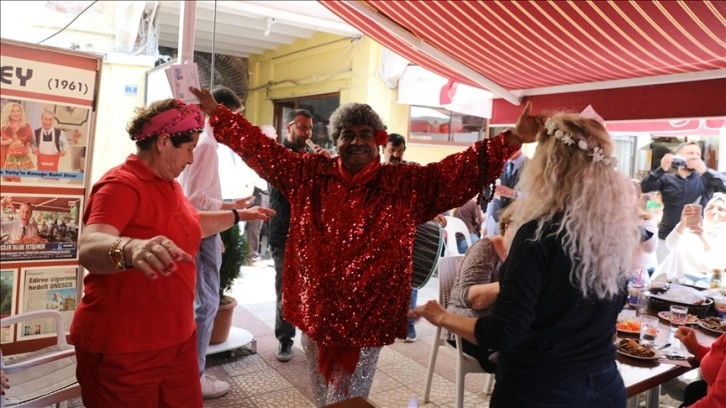 'Romanların Hıdrellezi' Kakava'da kutlamalar ateşin yakılmasından önce başladı