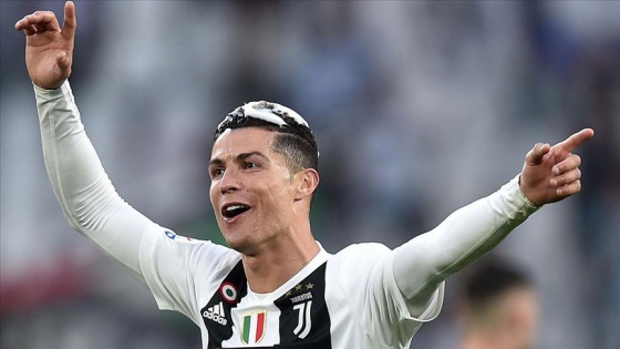 Ronaldo Juventus'ta kalacak