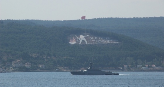 Rus savaş gemileri boğazdan geçti