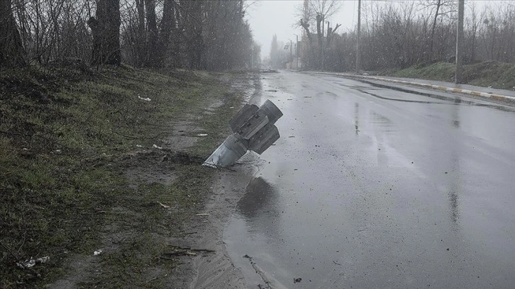 Rusya: Ukrayna'da 12 askeri unsura yüksek hassasiyetli füzelerle saldırı düzenledik