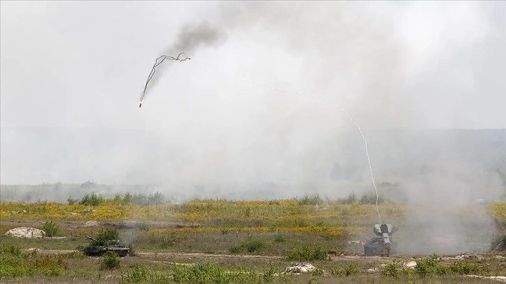 Rusya: Ukrayna’nın Rivne şehri yakınlarında yüksek hassasiyetli silahla cephane vurduk