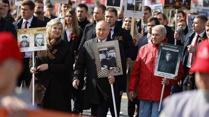 Rusya'da 9 Mayıs Zafer Günü'nde 