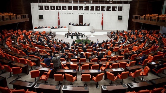 Sağlık alanında düzenlemeleri içeren kanun teklifi yasalaştı