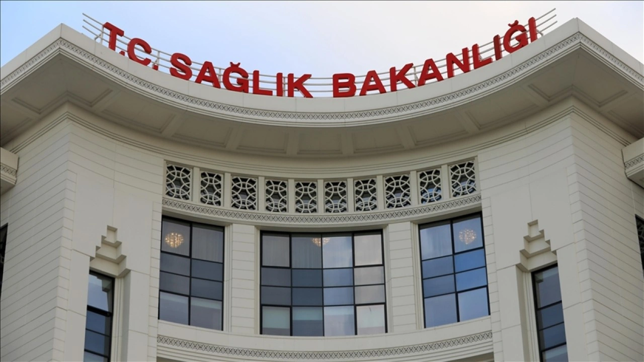 Sağlık Bakanlığı, Alman Der Spiegel dergisinin 'Yenidoğan çetesi' iddialarını yalanladı