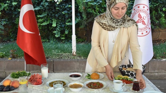 Sağlık Bakanlığı'ndan 'sağlıklı bayram sofrası' önerileri