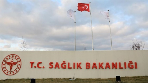 Sağlık Bakanlığı: Son 24 saatte 2392 kişiye Kovid-19/ koronavirüs tanısı konuldu