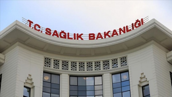 Sağlık Bakanlığından sahte telefon uygulamasıyla dolandırıcılık uyarısı