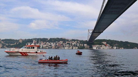 Sahil güvenlik botu gemiyle çarpıştı: 3 kişi kayıp