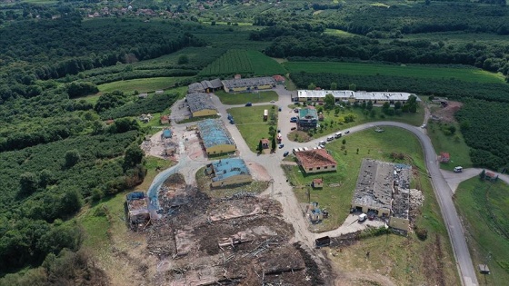 Sakarya'da havai fişek fabrikası bölgesindeki arama tarama çalışmaları sürüyor