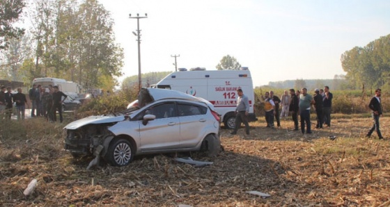 Sakarya’da korkunç kaza: 2 ölü, 1 yaralı