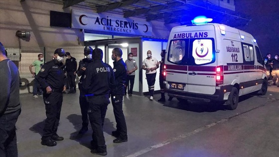 Sakarya'da trafik kazasında yaralanan yunus polisi şehit oldu