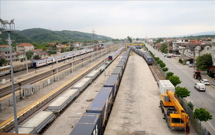 Sakarya'dan ilk 5 ayda yaklaşık 2,5 milyar dolarlık ihracat