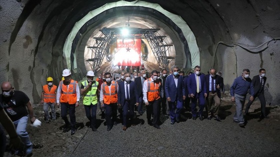 Salarha Tüneli'nde ışık göründü