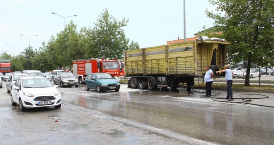 Samsun’da TIR yangını