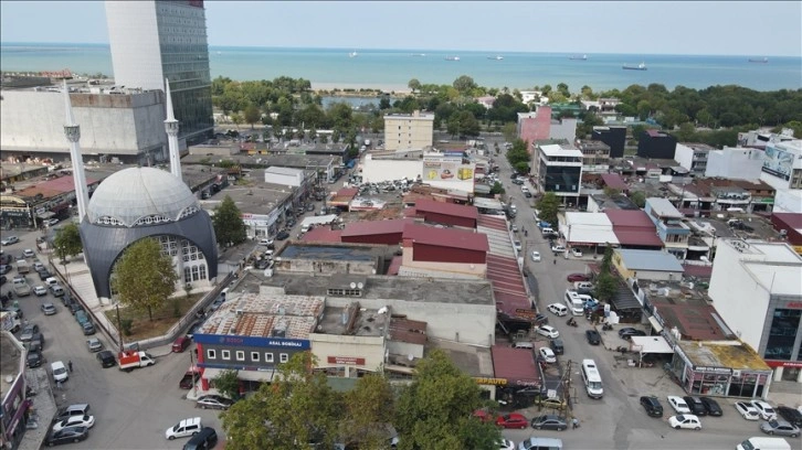 Samsun'daki selin ardından ekipler yaraları sarıyor